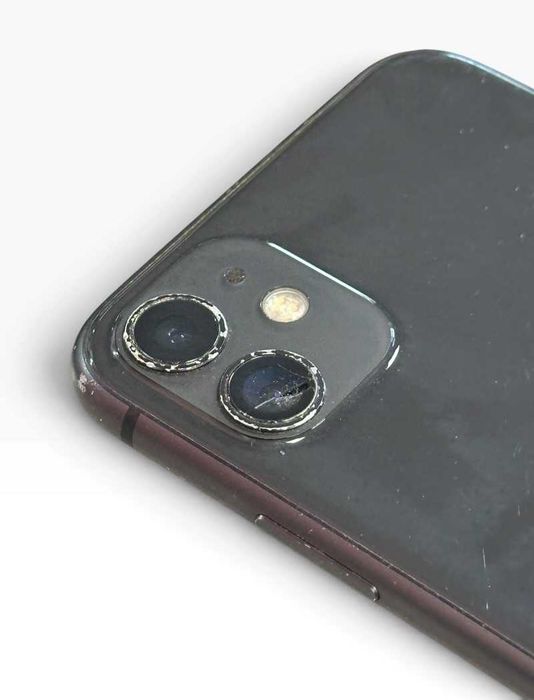 Smartfon Apple iPhone 11 64GB 84%