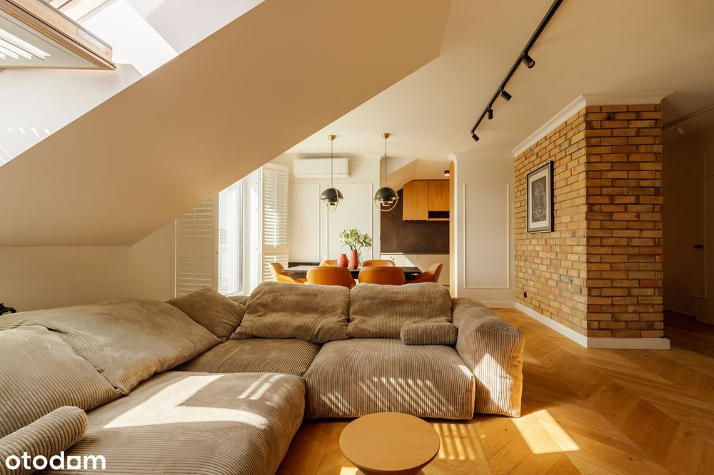 120m2; 2 łazienki; 2 tarasy; 2 stronne; 2 m.w hali; jak nowe