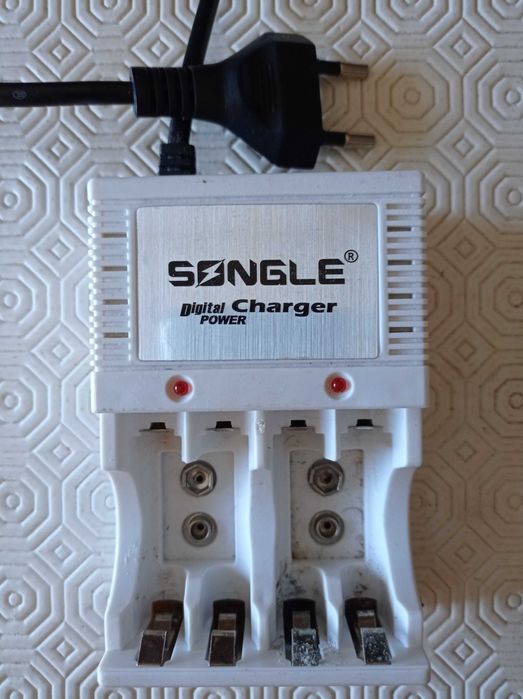 Carregador de pilhas