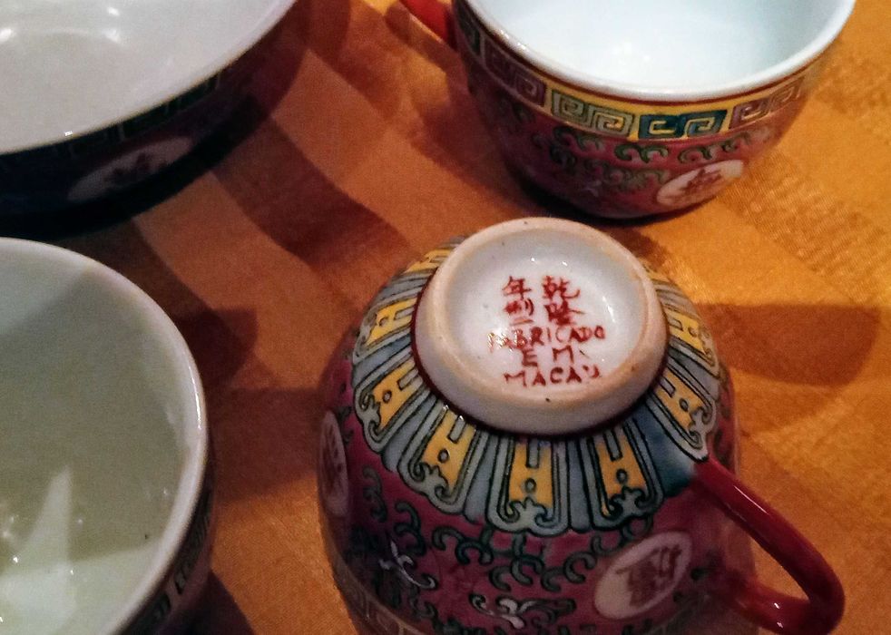 Antigo conjunto para chá porcelana chinesa – 7 itens. Mid-to-late 20th-cent