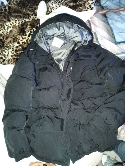 Casaco preto de homem