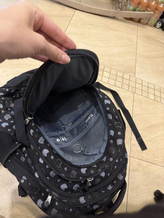 Plecak szkolny z kotami St.Right