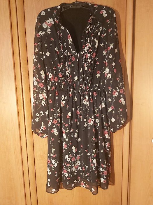 Sukienka na podszewce