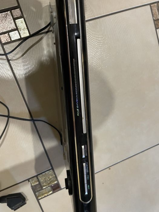 Dvd saturn (хорошее состояние + пульт)