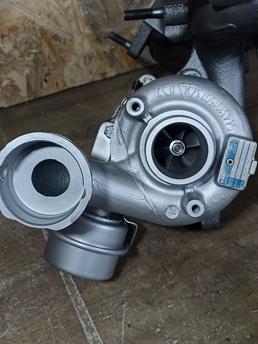 Турбіна 1.9 Volkswagen Caddy,T 5,Passat B6,Golf 5,4