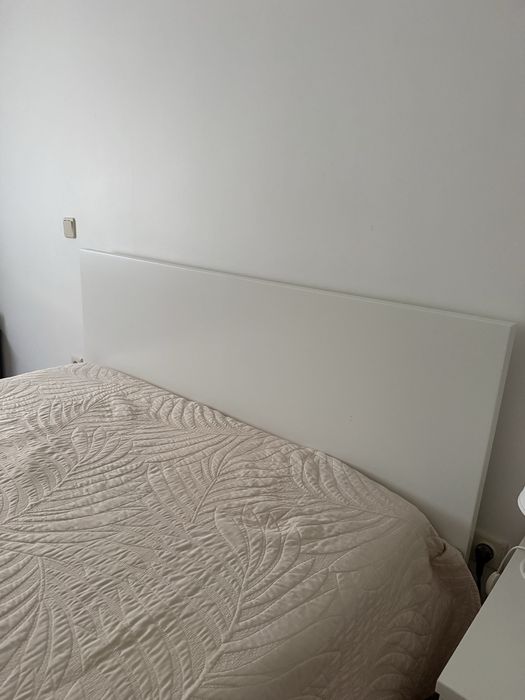 Cama com duas gavetas Ikea
