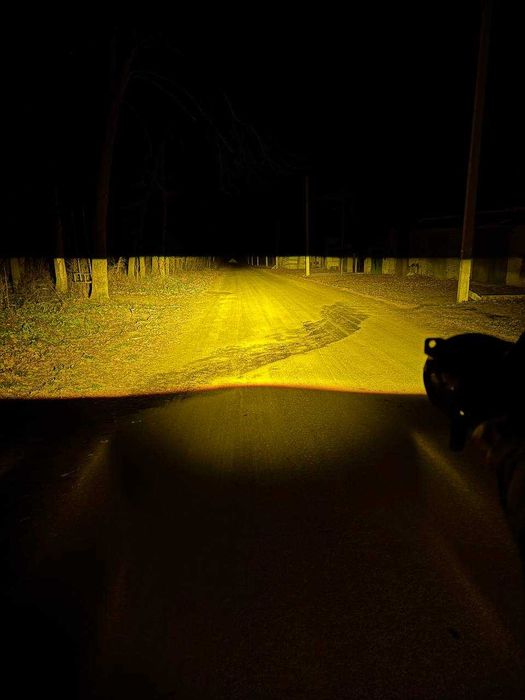 Противотуманка AUDI A4/A5/A6/Q3/Q5  Passat CC біле/жовте ближнє/дальнє