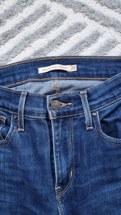 Jeans Levis High Rise Straight