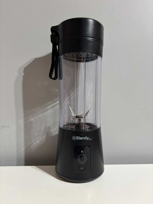 Bezprzewodowy blender kielichowy BlendyGo