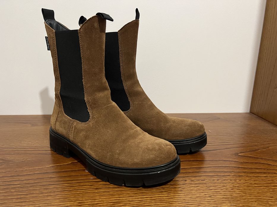 Botas cano médio 38