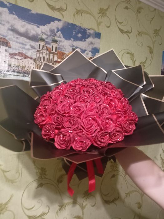 Букети з атласних стрічок, що не в