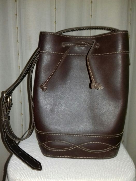 Carteiras em pele genuína