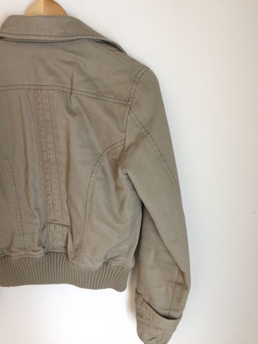 Casaco Acolchoado Cor Neutra e Linda da Mango - Perfeito Estado