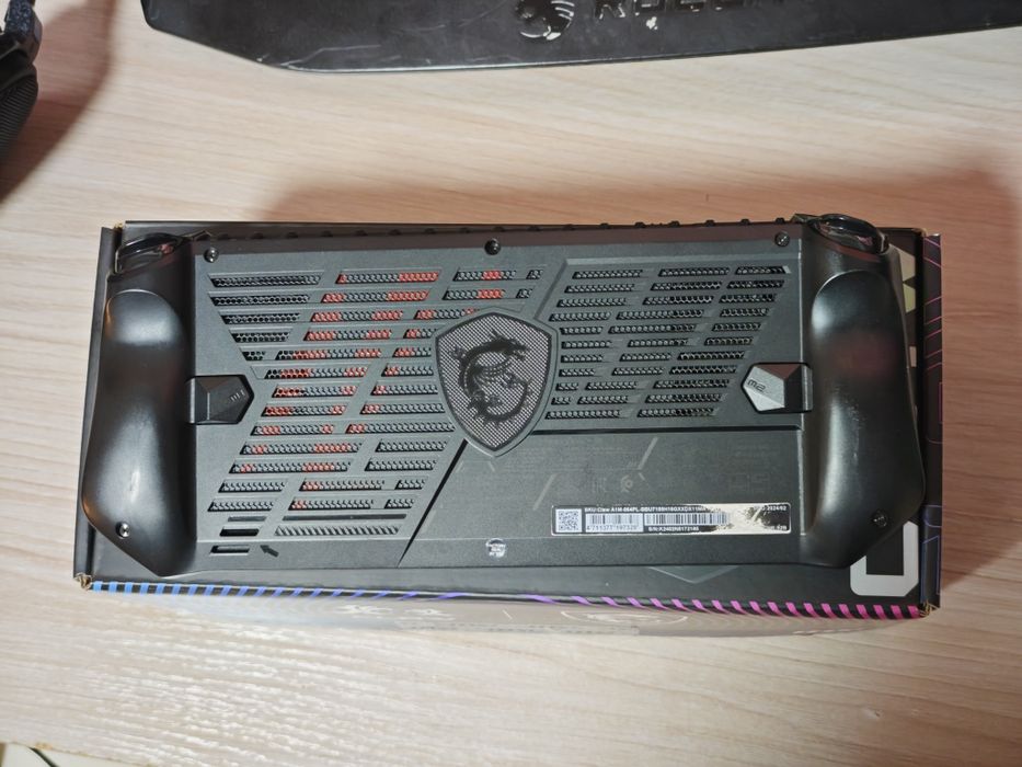 MSI Claw Ultra 7 A1M-064PL