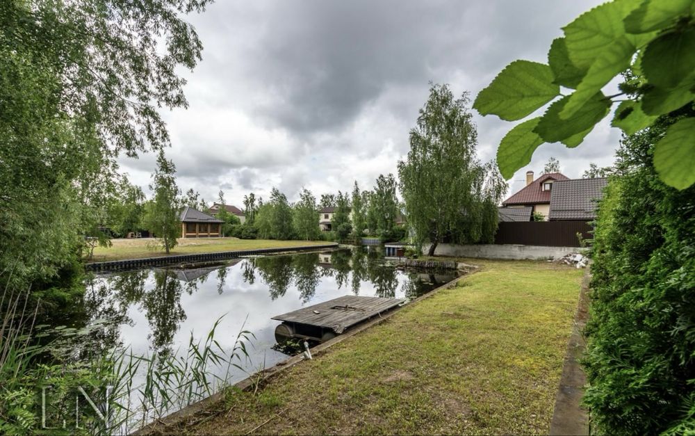 Продаж садиби в селі Кийлів з виходом до води
