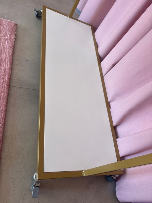 4 Charriot de Roupa Dourado – Excelente Qualidade