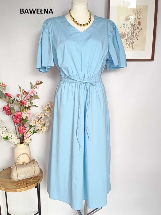 Błękitna niebieska sukienka midi bawełna dekolt V 44 XXL lato wesele