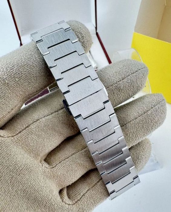 Механические часы Tissot PRX 1853 Powermat