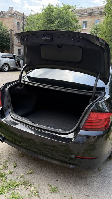 Продаю BMW 528 xdrive грудень 2011