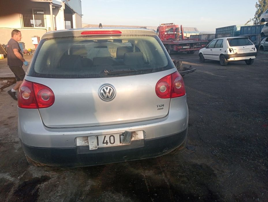 Válvula Egr Volkswagen Golf V 1K110.2003