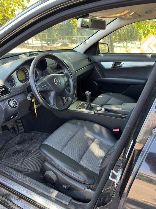 Mercedes Class C Avantgarde c220