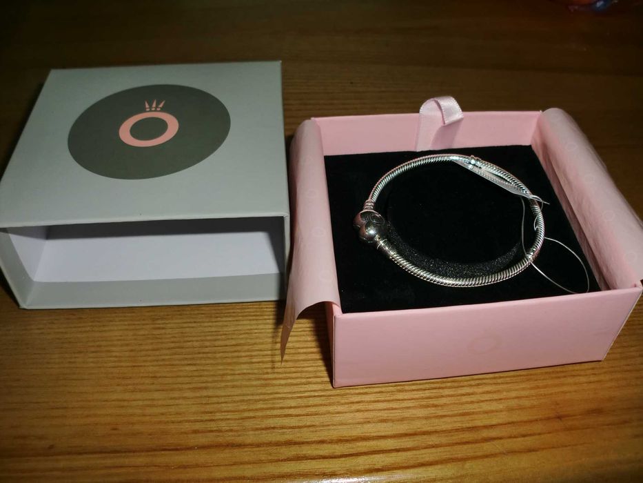 Браслет Pandora новый с биркой,оригинал