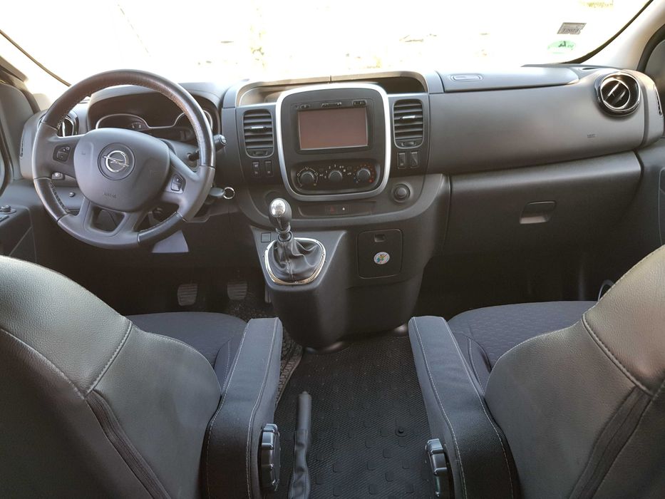 Opel Vivaro II 1.6 bi turbo 140KM 8 osobowy webasto