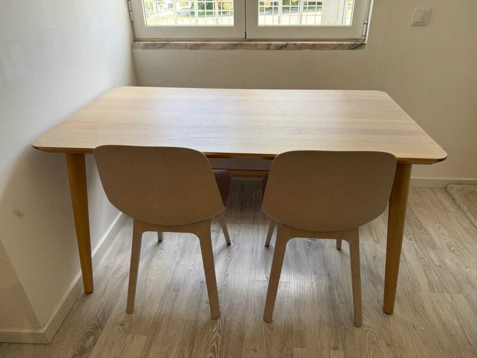 Oportunidade!!! Mesa de jantar madeira clara escandinava pouco usada!