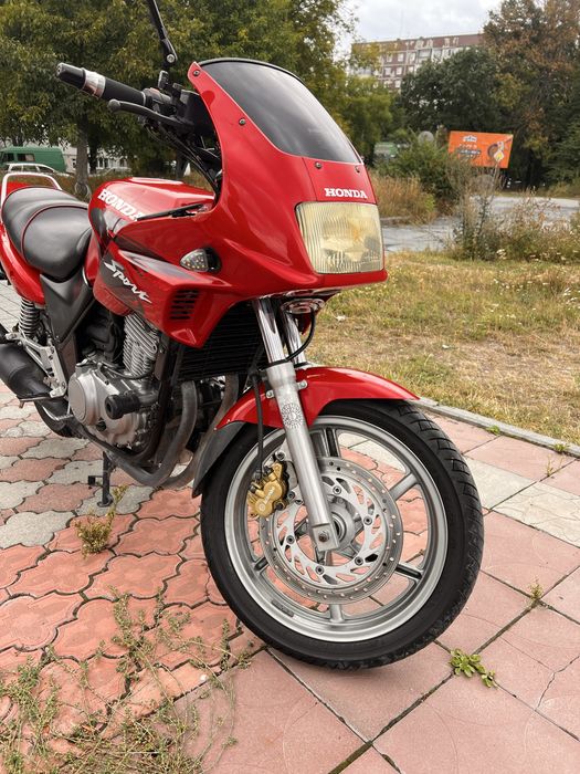 Продам мотоцикл HONDA CB500SX