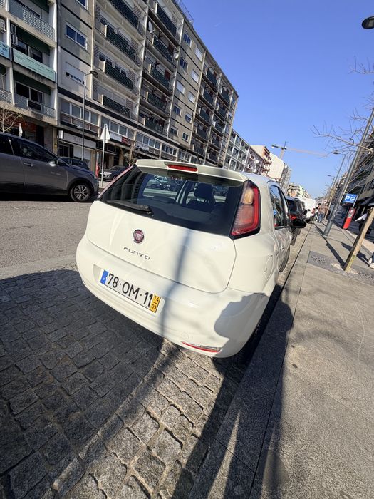 Vende-se Fiat Punto 2014