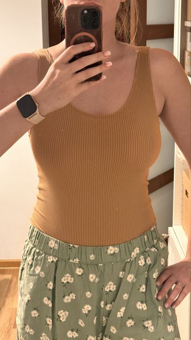 Body M/L.