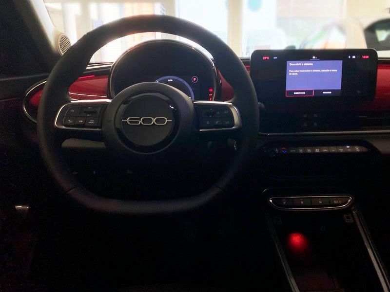 Fiat 600e 54 kWh (RED)