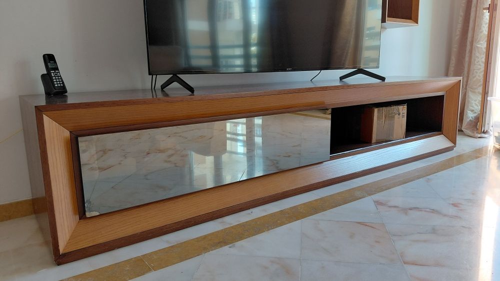 Movel moderno para sala em madeira