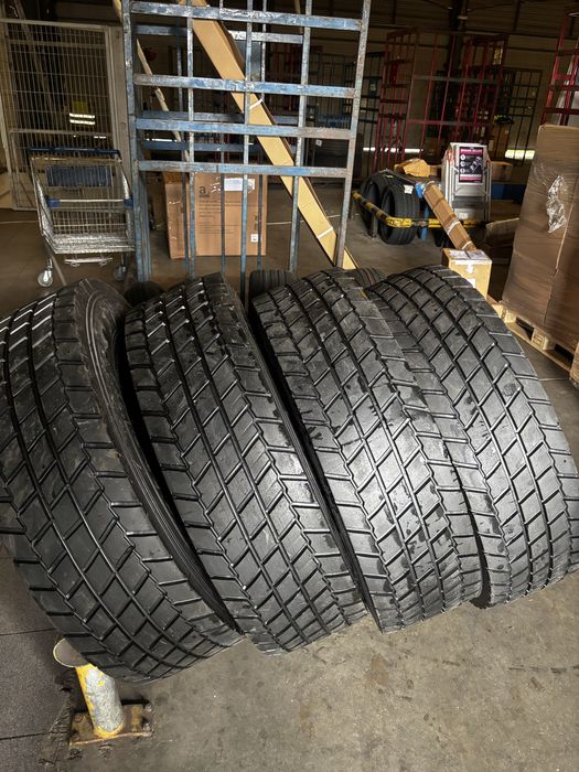 315/70R 22.5 pneus usados, recauchutados, novos