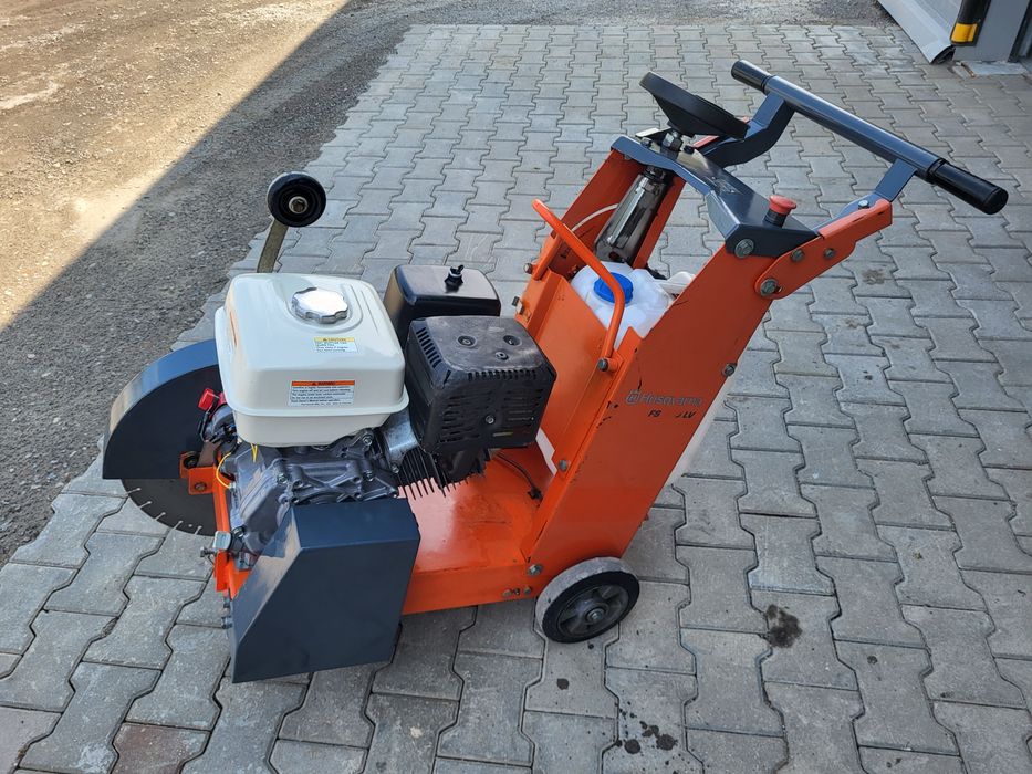 Przecinarka jezdna piła Husqvarna FS400 tarcza max 500