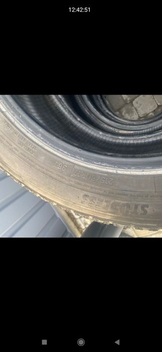 Продам зимову гуму, шини 215*60*17