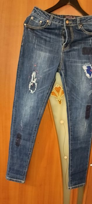 Джинси   жіночі 28р