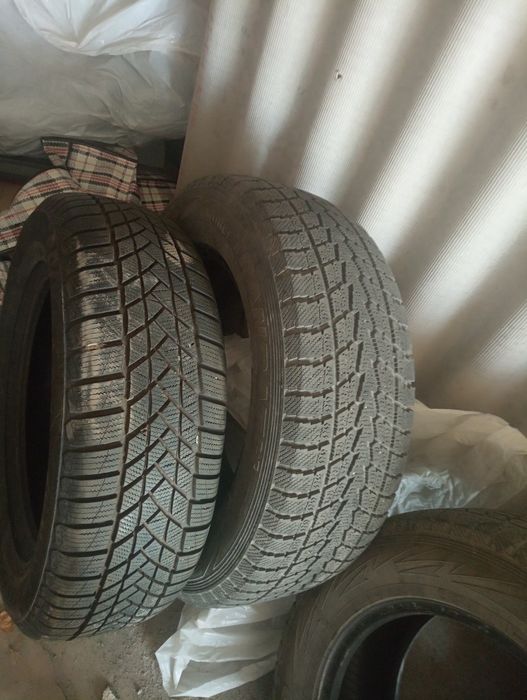 Резина зимняя Toyo 225 65 17