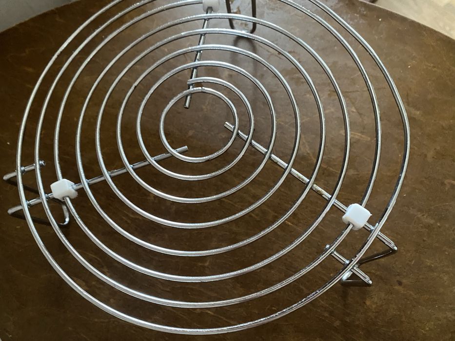 Решетка гриль для микроволновки, диаметр 24 см