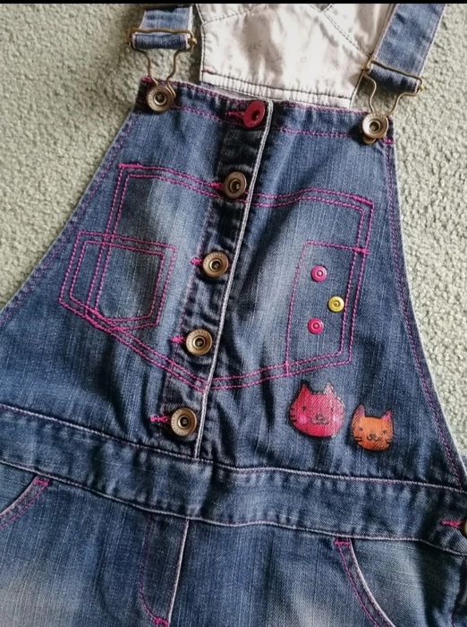 Jardineira de ganga trottleman menina 8/9 anos