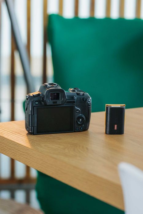 CORPO Canon EOS R | Full Frame | 30,3 MP