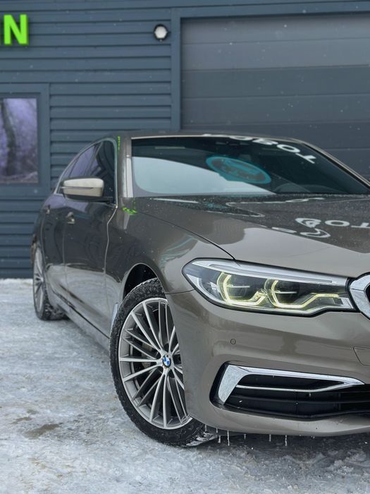 Срочно  BMW G30 2019