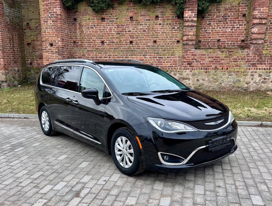 Chrysler Pacifica