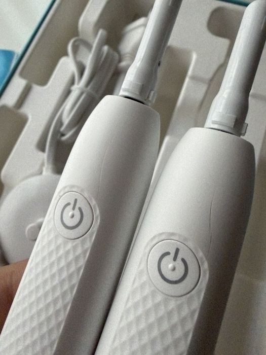 Oral B Pulsonic Slim Clean 2900 Dual Pack