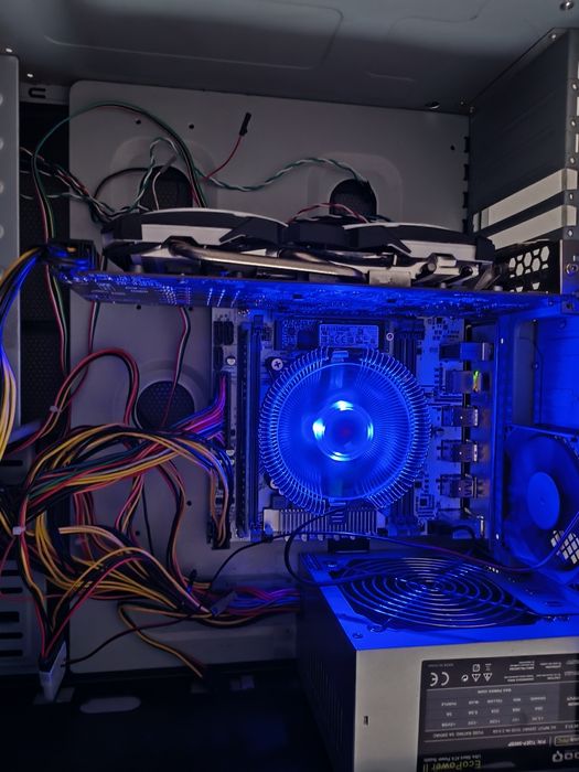 PC gaming 12 Core 16Gb Ram RX 580 8Gb