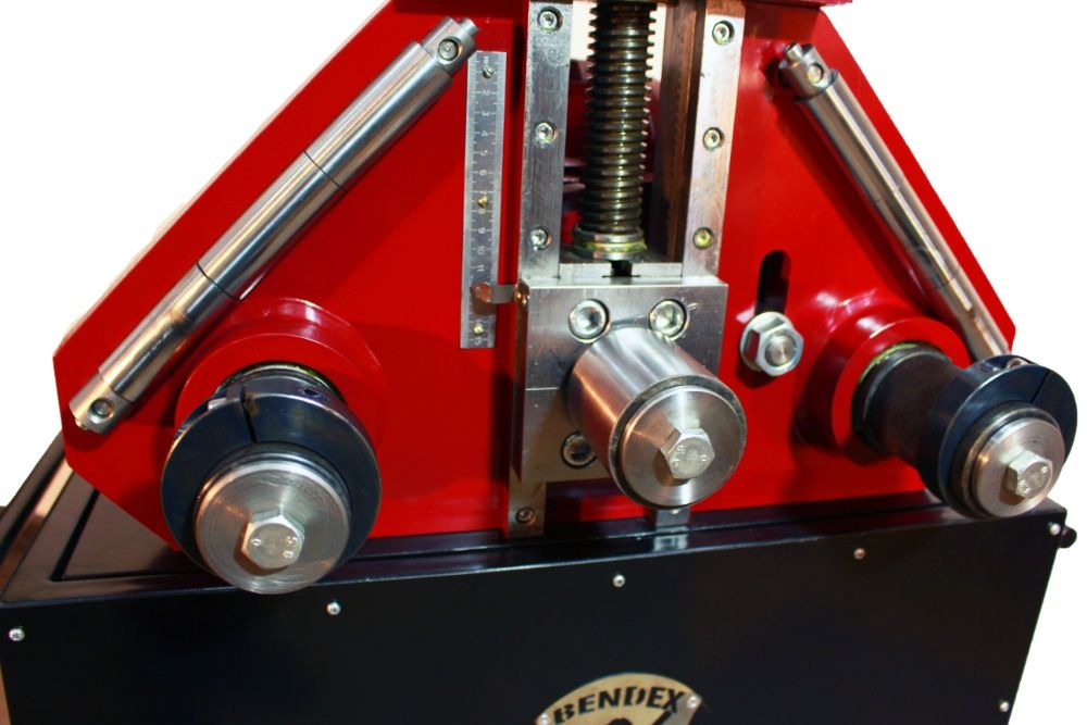 Трубозгинальний верстат Atlas1м Трубогиб Профилегиб