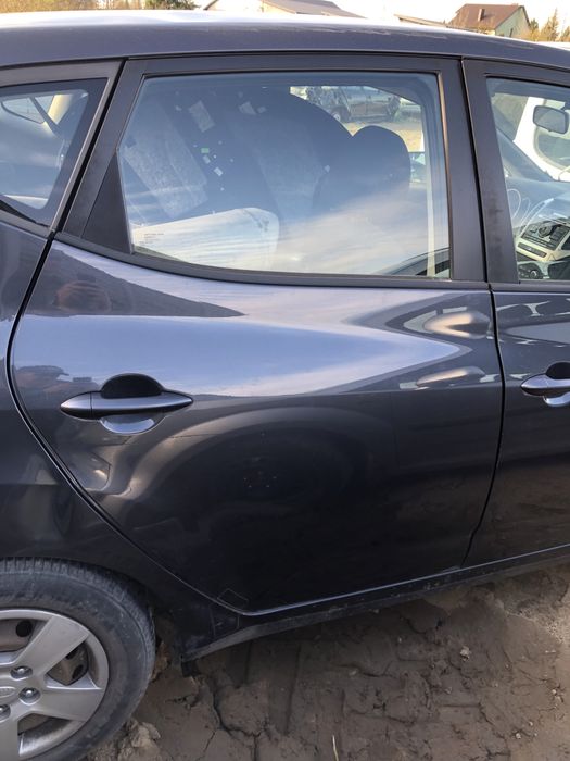 Drzwi tył prawe tylne Kia Venga I Lift BE