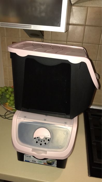 Контейнер Hobby Life 12 литров для хранения овощей.