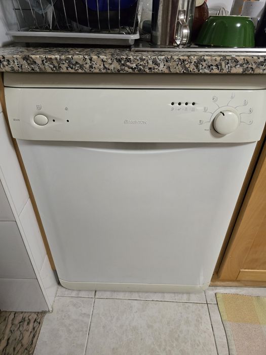 Maquina lavar loica Ariston