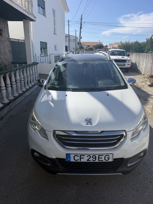 Vendo Peugeot 2008 1.2 VTI Allure. 102000 2015